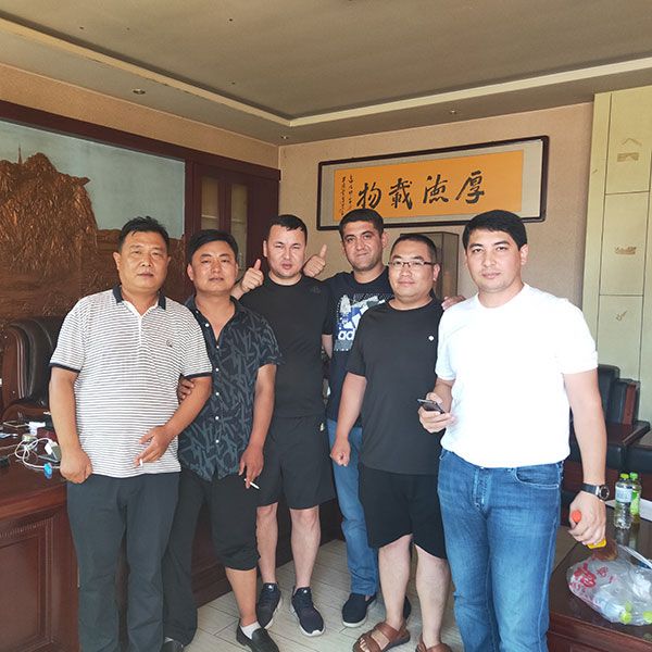 外國(guó)友人訂貨，出口